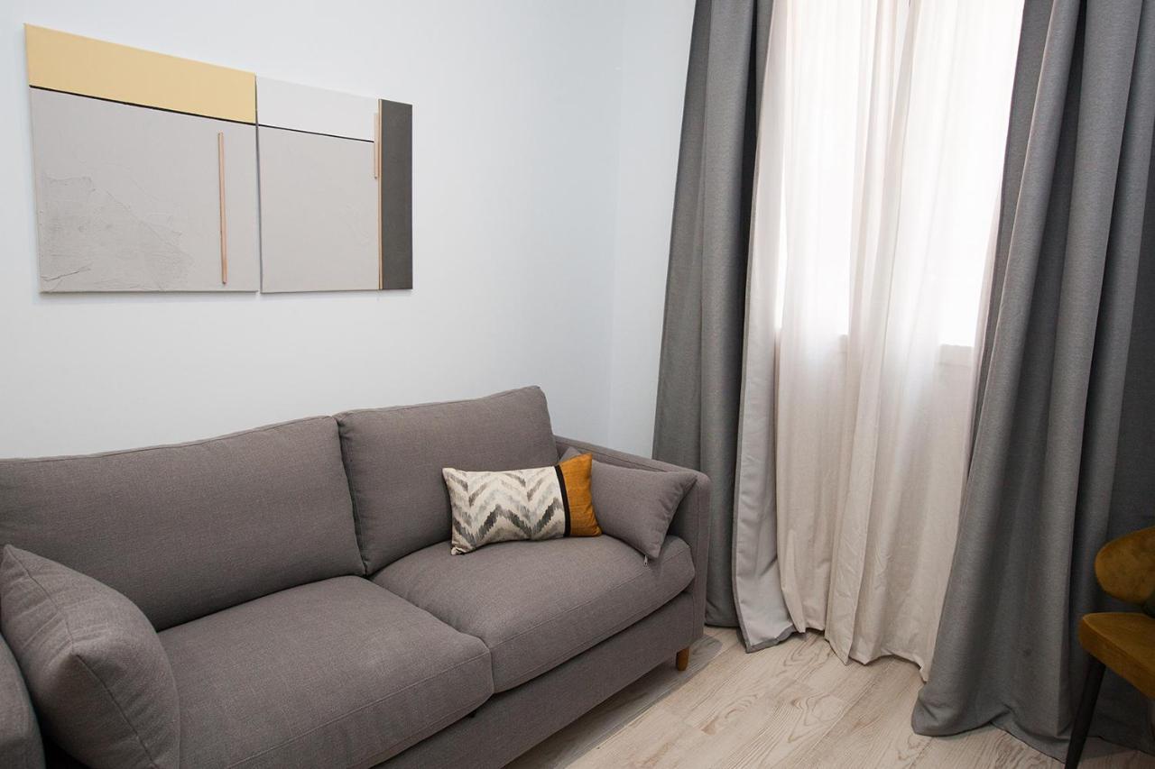 Azahar De Sevilla Apartments Zewnętrze zdjęcie